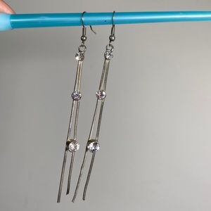 chic silver diamond earrings - no plugs